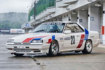 15万〜20万ドル（邦貨換算約2200万円〜2960万円）で現在も販売中の日産「スカイライン RSターボ Gr.Aツーリングカー」（C）Bonhams