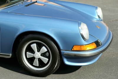 18万～20万ドル（邦貨換算約2808万～3120万円）で現在も販売中のポルシェ「911T タルガ」（C）Bonhams