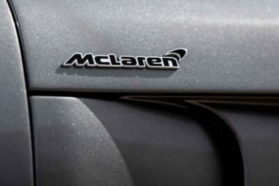 「71万5000ドル（邦貨換算約1億1153万円）で落札されたメルセデス・ベンツ「SLRマクラーレン・エディション」（C）Bonhams」