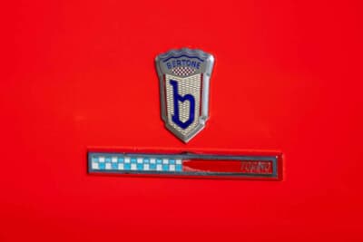 2万8000ドル（邦貨換算約425万円）で落札されたフィアット「850スパイダー」（C）Bonhams