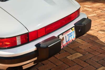 28万ドル（邦貨換算約4360万円）で落札されたポルシェ「911スピードスター ターボルック」（C）Courtesy of RM Sotheby's