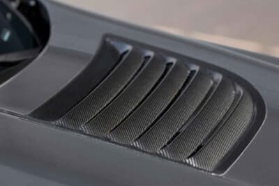 「71万5000ドル（邦貨換算約1億1153万円）で落札されたメルセデス・ベンツ「SLRマクラーレン・エディション」（C）Bonhams」