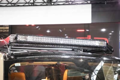 キャラバンジュニア：ルーフラックにはLEDライトも備わる
