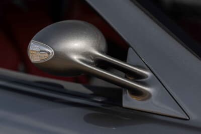 「71万5000ドル（邦貨換算約1億1153万円）で落札されたメルセデス・ベンツ「SLRマクラーレン・エディション」（C）Bonhams」