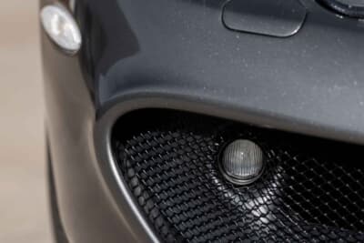 「71万5000ドル（邦貨換算約1億1153万円）で落札されたメルセデス・ベンツ「SLRマクラーレン・エディション」（C）Bonhams」