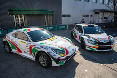Castrol with TEINのシュコダ ファビアR5（右）とスバル BRZ（左）
