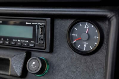 11万2000ドル（邦貨換算約1747万円）で落札されたメルセデス・ベンツ「250GD ウルフ」（C）Bonhams