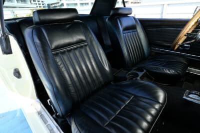 1968年式 フォード 初代 マスタング：ゆったりとしたフロントシート