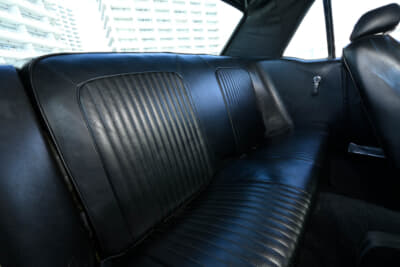 1968年式 フォード 初代 マスタング：リアシートも実用的なサイズが確保されている