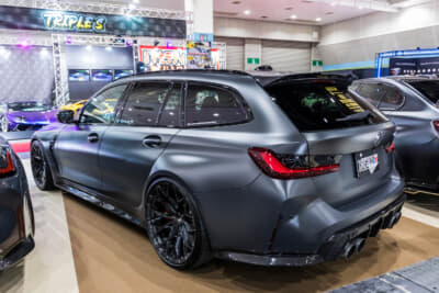 BMW G81型 M3ツーリング：end.ccのフルエアロをまとったボディは、プロテクションフィルムでフローズン化