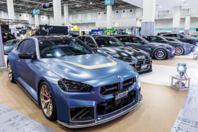 大阪オートメッセ2025に4台の最新Mモデルを展示したアルツモトーレンバウ