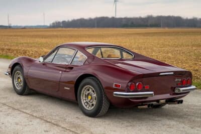 37万9000ドル（邦貨換算約5770万円）で落札されたディーノ「246GT」（C）Courtesy of RM Sotheby's