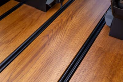 11万2000ドル（邦貨換算約1747万円）で落札されたメルセデス・ベンツ「250GD ウルフ」（C）Bonhams