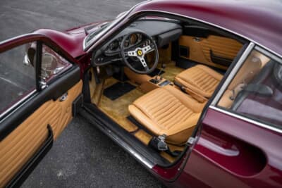 37万9000ドル（邦貨換算約5770万円）で落札されたディーノ「246GT」（C）Courtesy of RM Sotheby's