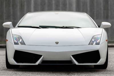 15万～18万ドル（邦貨換算約2340～2808万円）で現在も販売中のランボルギーニ「ガヤルドLP560-4」C）Bonhams