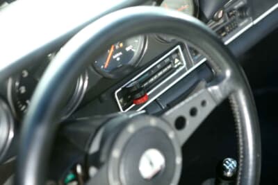 18万～20万ドル（邦貨換算約2808万～3120万円）で現在も販売中のポルシェ「911T タルガ」（C）Bonhams