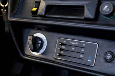 11万2000ドル（邦貨換算約1747万円）で落札されたメルセデス・ベンツ「250GD ウルフ」（C）Bonhams