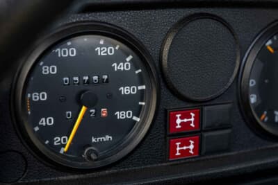 11万2000ドル（邦貨換算約1747万円）で落札されたメルセデス・ベンツ「250GD ウルフ」（C）Bonhams