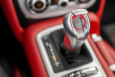 「71万5000ドル（邦貨換算約1億1153万円）で落札されたメルセデス・ベンツ「SLRマクラーレン・エディション」（C）Bonhams」