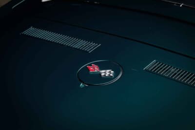 33万ドル（邦貨換算約5000万円）で落札されたシボレー「コルベット・スティングレイL88」（C）Courtesy of RM Sotheby's