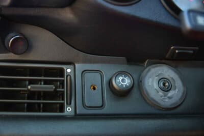 28万ドル（邦貨換算約4360万円）で落札されたポルシェ「911スピードスター ターボルック」（C）Courtesy of RM Sotheby's