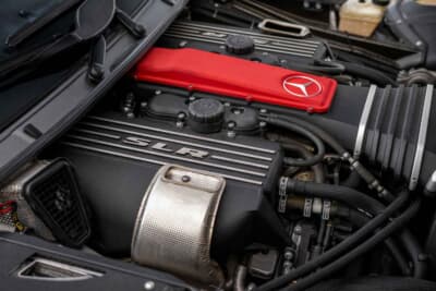 「71万5000ドル（邦貨換算約1億1153万円）で落札されたメルセデス・ベンツ「SLRマクラーレン・エディション」（C）Bonhams」