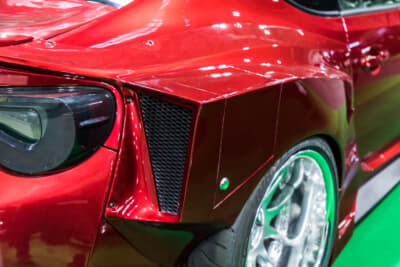 アートスタイル トヨタ 86：ワイドボディ化された迫力のスタイルとなっている