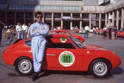 1989年のモンテミリア写真でポーズをとるのは今は亡きバンド頭脳警察のボーカルだったパンタ