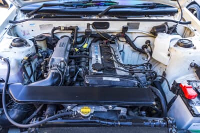 トヨタ カローラレビン GT:4A-G型エンジンを搭載する