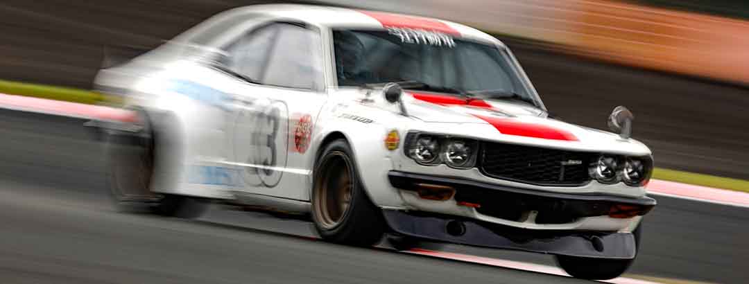 昭和のマツダ「サバンナRX-3」だけでも8台所有！ プロ絶賛!! 1974年の「寺田陽次郎仕様」は「今のクルマと変わらないフィーリング！」