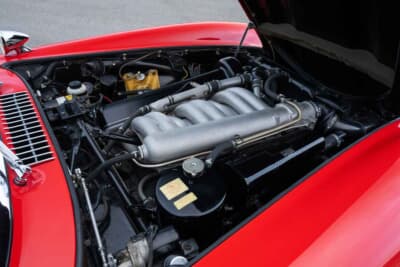 132万5000ドル（邦貨換算約2億670万円）で落札されたメルセデス・ベンツ「300SL ロードスター」（C）Courtesy of RM Sotheby's