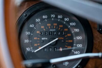 4万1440ドル（邦貨換算約620万円）で落札されたロールス・ロイス「カマルグ」（C）Bonhams