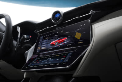 マセラティ グランカブリオ トロフェオ ONE of ONE–THE I.C.E.:センターディスプレイが備わる