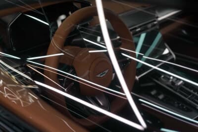 Reflections of Speed：ロサンゼルスのピーターセン自動車博物館で一般公開され、その後販売予定となっている