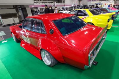 日産 4代目 スカイライン：基本的にパーツは当時物を集め、それに加工をして装着している