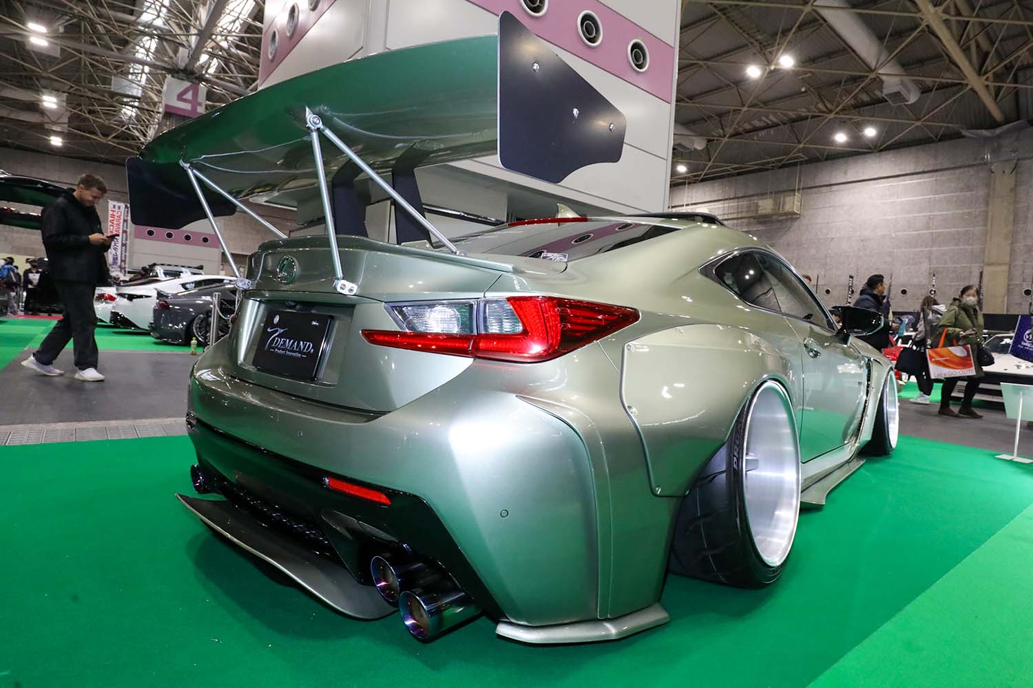 RDX 、 ボディ レクサス LED 付き モーターショ 様購入予定 06_AMW_20250325_lexus_rcf.jpg