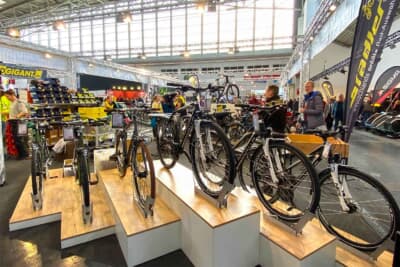 ドイツ人の人気レジャーのひとつである自転車は、高価なものを所有している方も多くおられます