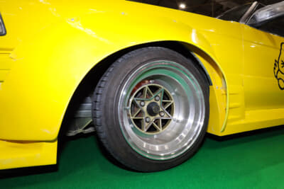 トヨタ GX71型 チェイサー：ホイールはスターシャークを選択