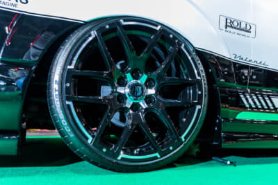 レガンス ハイエース ファインテックツアラー コンプリートカー：