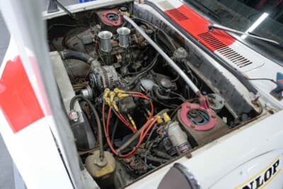 マツダ サバンナRX-3 1974年 富士スーパーツーリングレース 寺田陽次郎仕様：フロントセクションに積んでいるロータリーエンジンは13Bのペリフェラルポート仕様