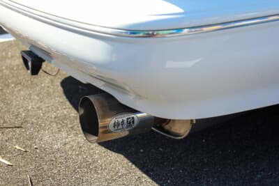 トヨタ 5代目 カローラレビン：マフラーは柿本改へと変更