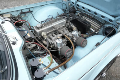 1965年製トライアンフ TR4A:オーバーホールしたばかりだというエンジンは、ピストンを3mmオーバーサイズへと変更。トルクフルで絶好調だそうだ