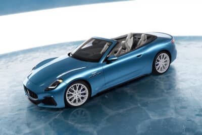 マセラティ グランカブリオ トロフェオ ONE of ONE–THE I.C.E.:0-100km/h加速は4秒を誇る