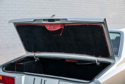 4万1440ドル（邦貨換算約620万円）で落札されたロールス・ロイス「カマルグ」（C）Bonhams