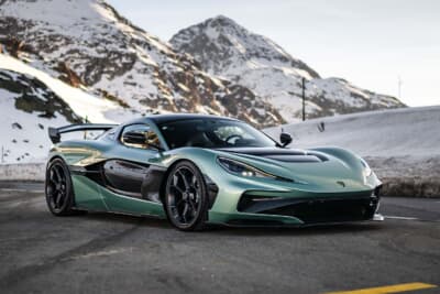 リマック ネヴェーラR：最高出力2107psのパワートレインを持つ