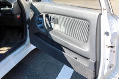 トヨタ 5代目 カローラレビン：年式の割に内装状態は良好