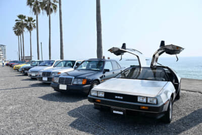 デロリアンはイベントスタッフの愛車