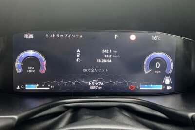 ジープ コマンダー：3名乗車で燃費は13.2km/L