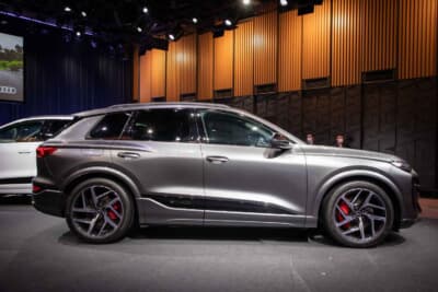 アウディ SQ6 e-tron：ダイナミックなフォルムが特徴的