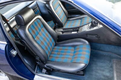  18万4000ユーロ（邦貨換算約2945万円）で落札されたフェラーリ「365GTC/4」（C）Courtesy of RM Sotheby's